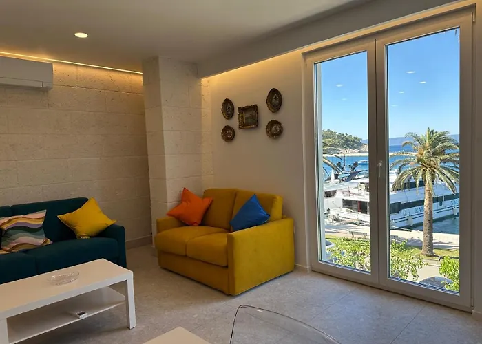 Palma Gena * Μακάρσκα